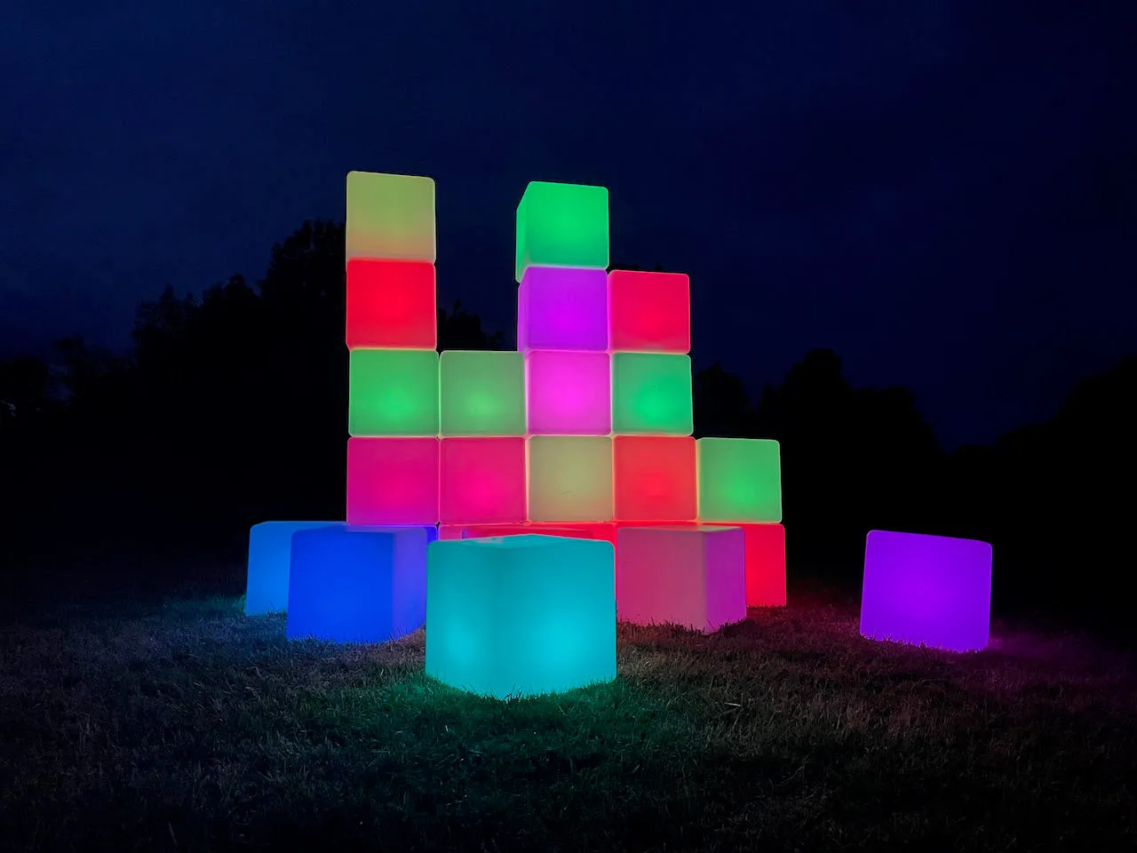 LED Glow Cube Dia: 43cm